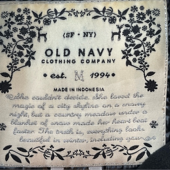 Old Navy BLACK Puffer Vest Full Zip Pockets Sleeveless Jacket RIBBED BAND NECK M - Picture 8 of 15